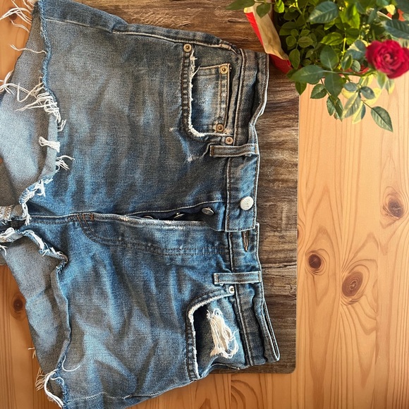 Reformation High Rise Denim Shorts - Picture 5 of 6